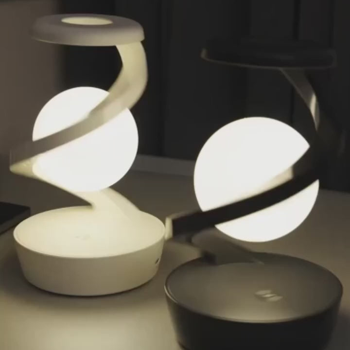 Lámpara Giratoria con Sensor y Cargador – ¡Ilumina, Gira y Carga al Mismo Tiempo!